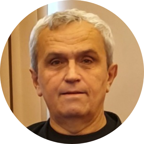 Boris Krivokapić in circle